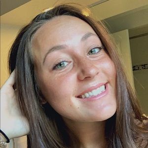 Meet your Posher, Jenny